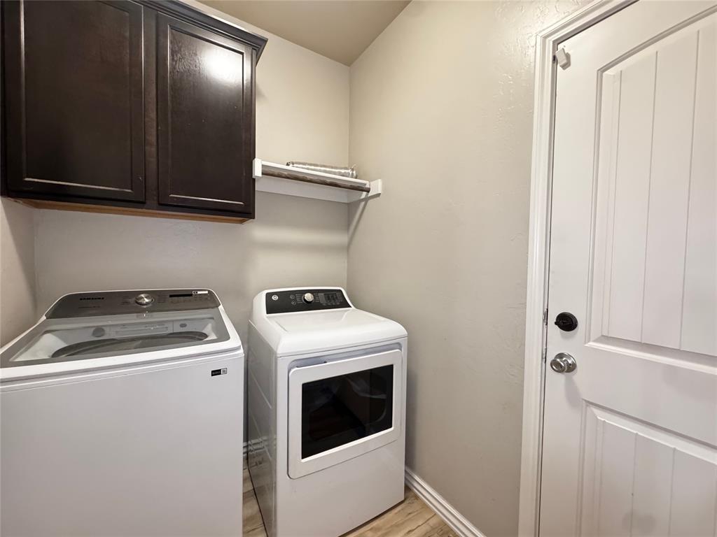 11016 Sw 39th Court Property Photo 15