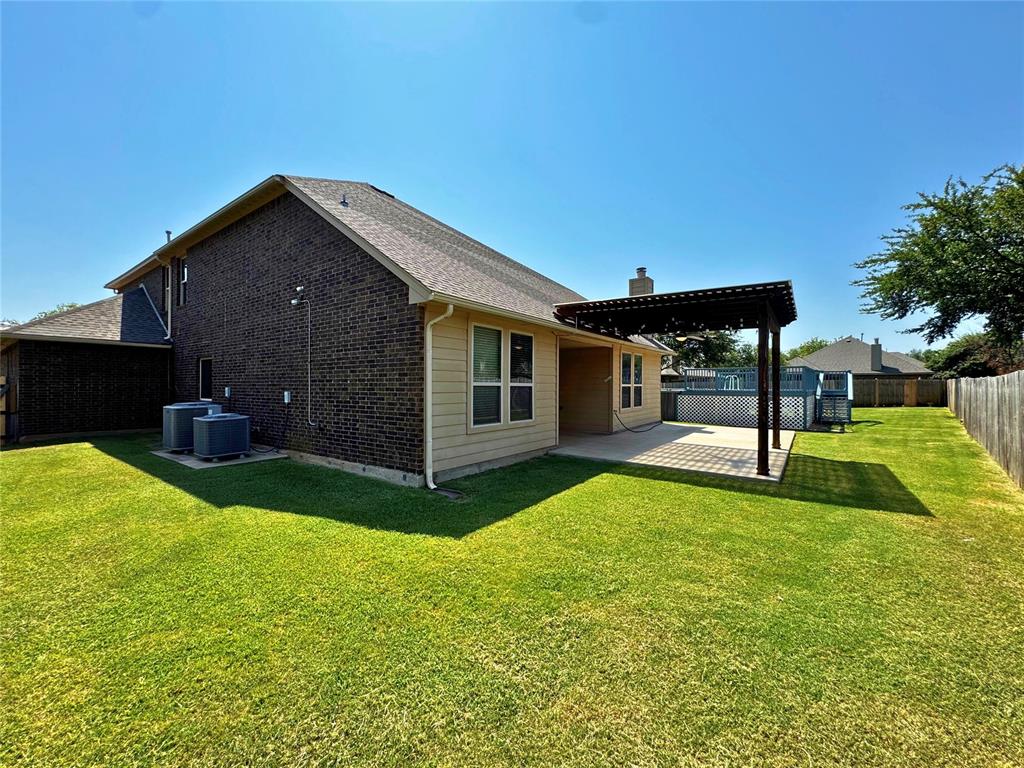 11016 Sw 39th Court Property Photo 36