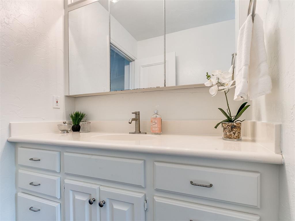 2917 Kingwood Drive Property Photo 35