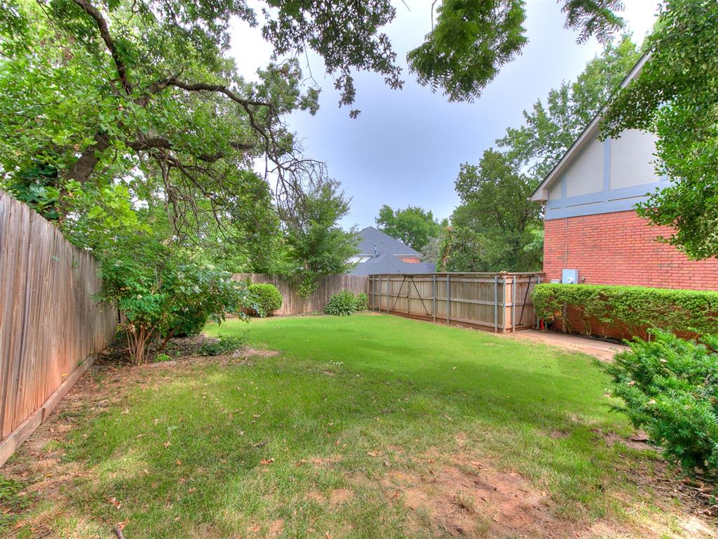 2917 Kingwood Drive Property Photo 48