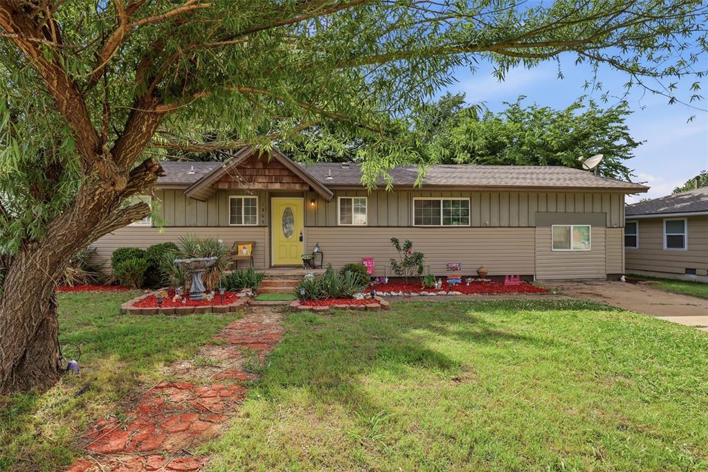 1805 Serenade Drive Property Photo 1