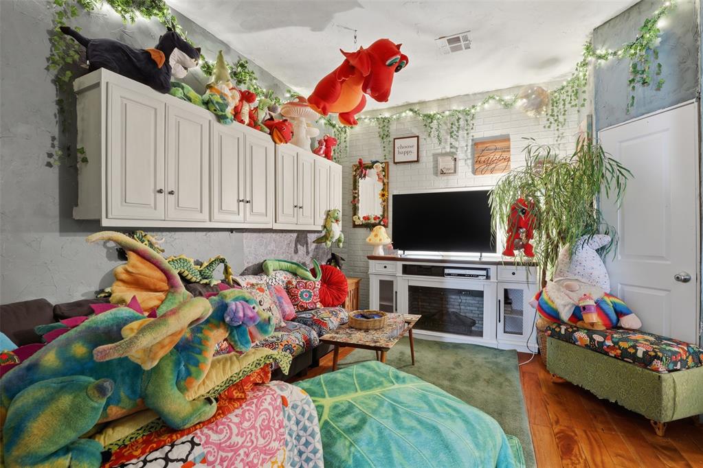 1805 Serenade Drive Property Photo 9