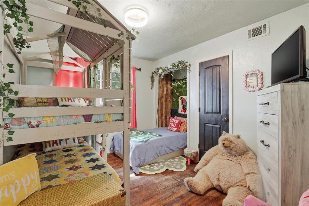 1805 Serenade Drive Property Photo 16