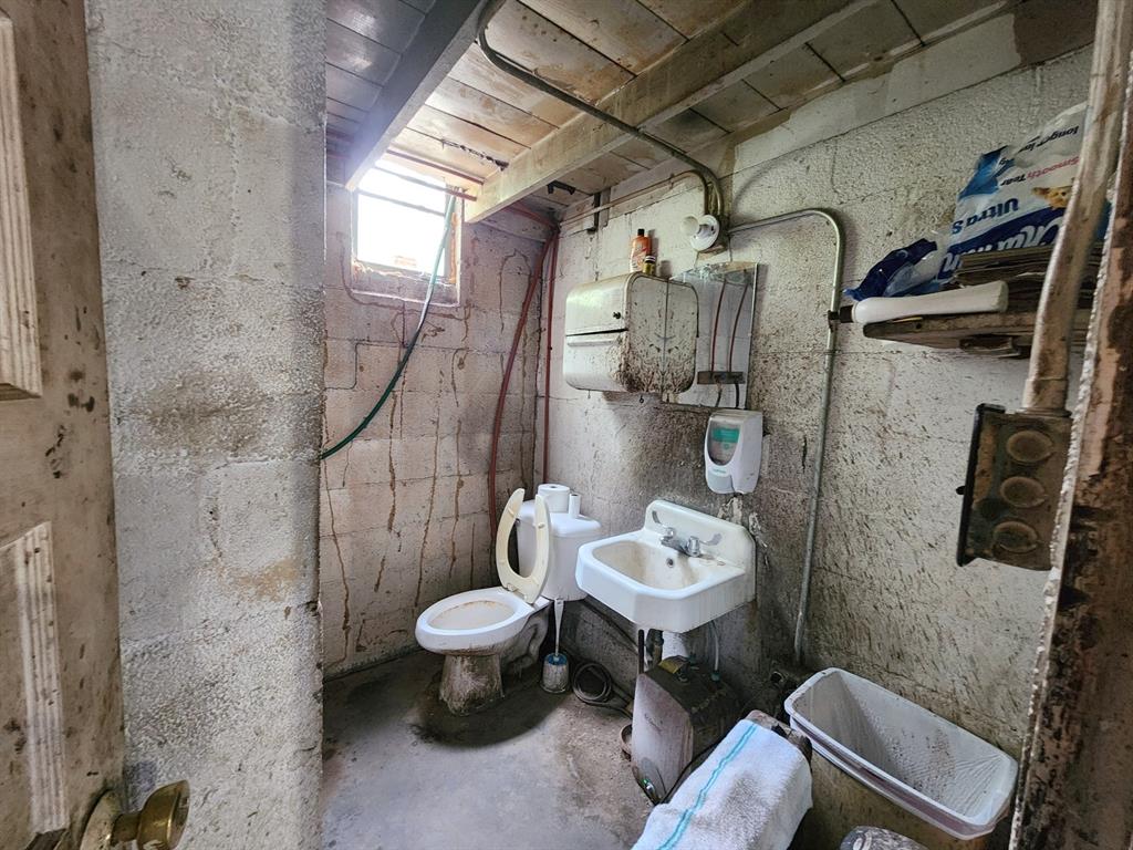 1418 Boren Boulevard Property Photo 10