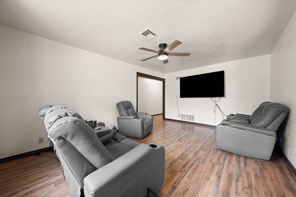 601 Sw 27th Street Property Photo 7