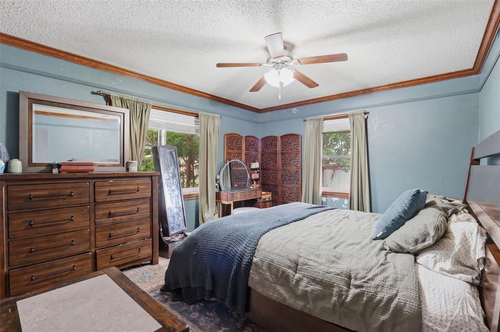 1209 Meadowbrook Lane Property Photo 12
