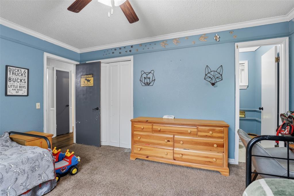 1209 Meadowbrook Lane Property Photo 18