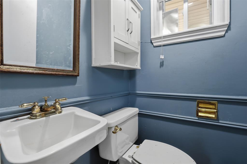 1209 Meadowbrook Lane Property Photo 19