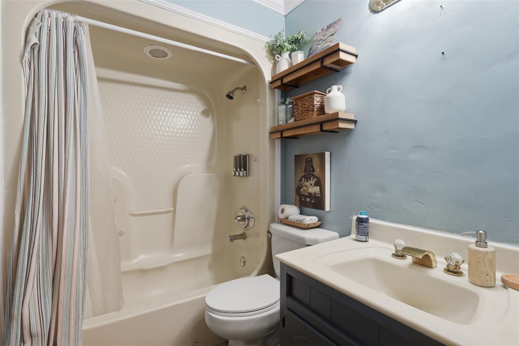 1209 Meadowbrook Lane Property Photo 22