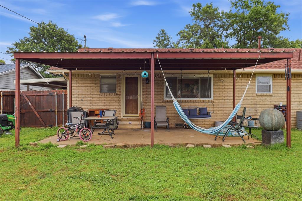 1209 Meadowbrook Lane Property Photo 31
