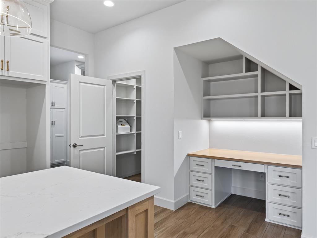 16029 Navarra Way Property Photo 12