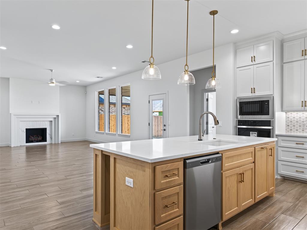 16029 Navarra Way Property Photo 15