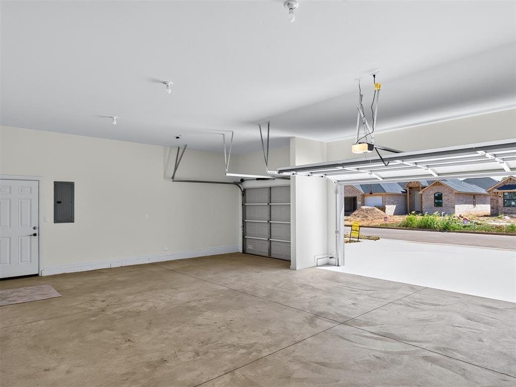 16029 Navarra Way Property Photo 43