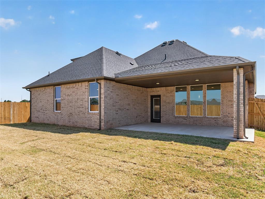 16029 Navarra Way Property Photo 45