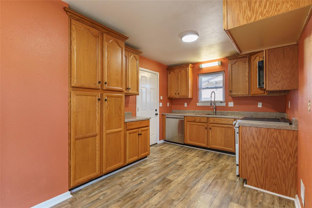 107 Florence Drive Property Photo 10