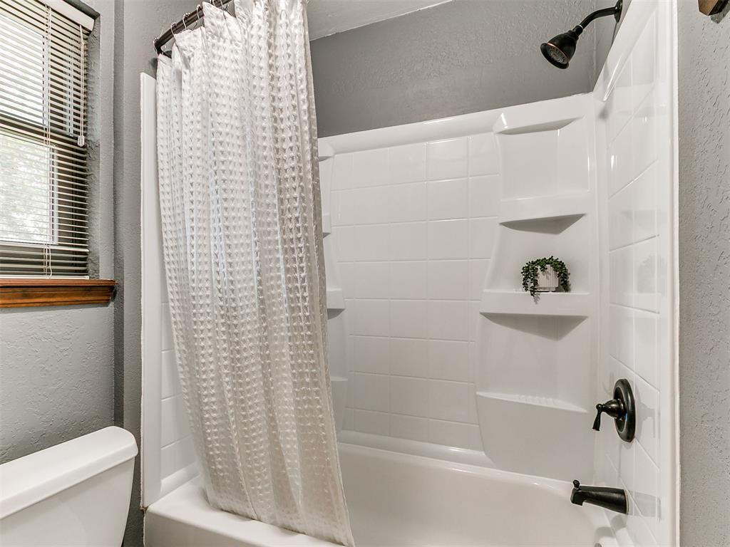8908 N Mcmillan Avenue Property Photo 14