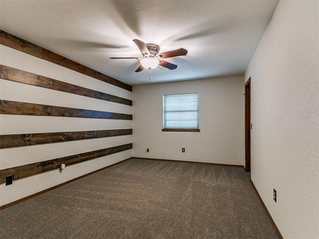 8908 N Mcmillan Avenue Property Photo 15