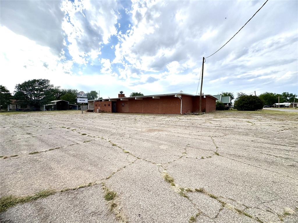 1501 N Pennsylvania Avenue Property Photo 5