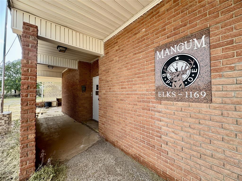 1501 N Pennsylvania Avenue Property Photo 8