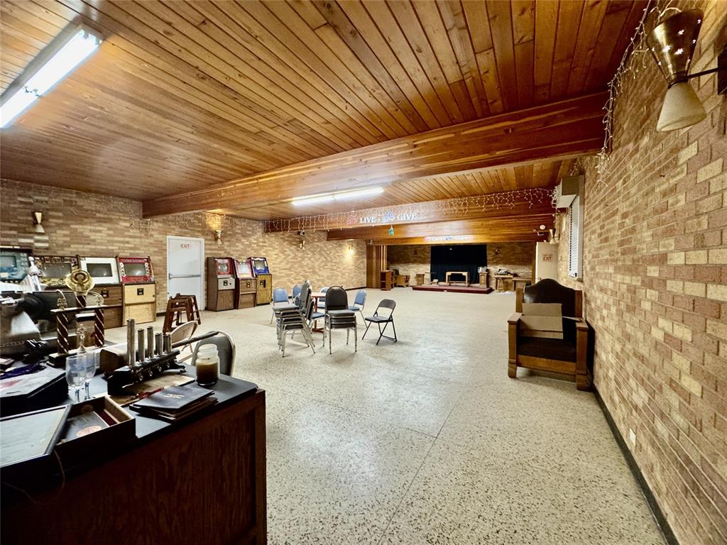 1501 N Pennsylvania Avenue Property Photo 24