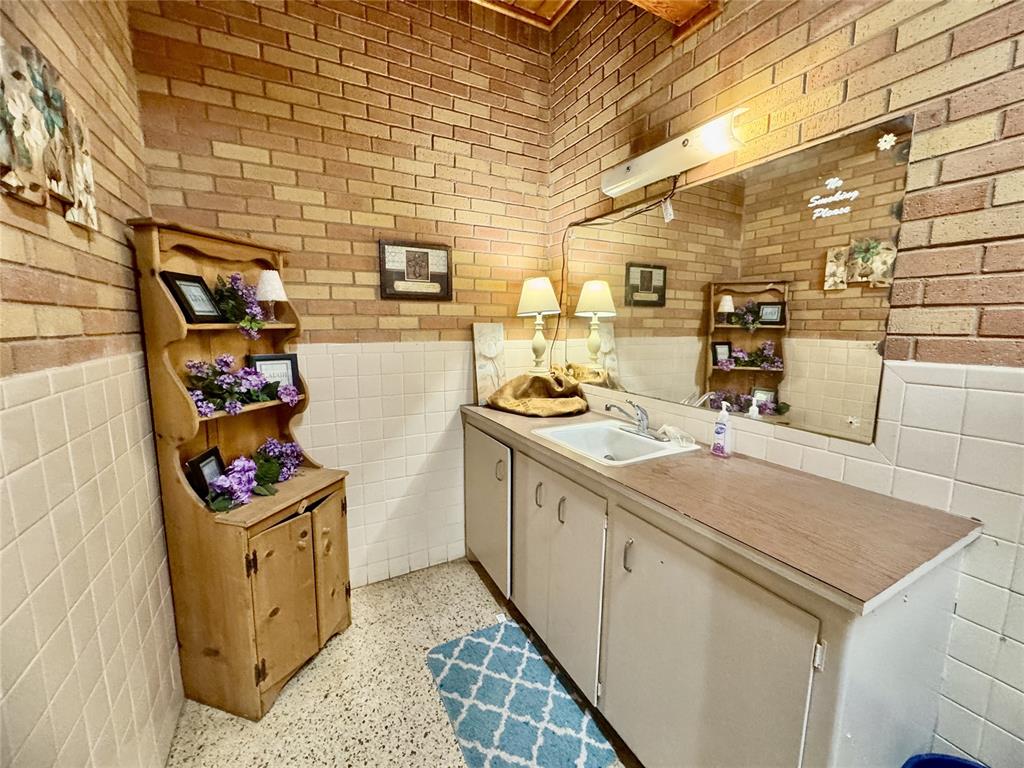 1501 N Pennsylvania Avenue Property Photo 34