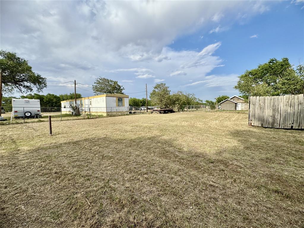 1501 N Pennsylvania Avenue Property Photo 43