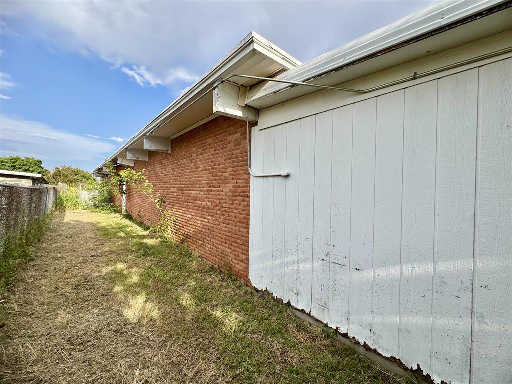 1501 N Pennsylvania Avenue Property Photo 46