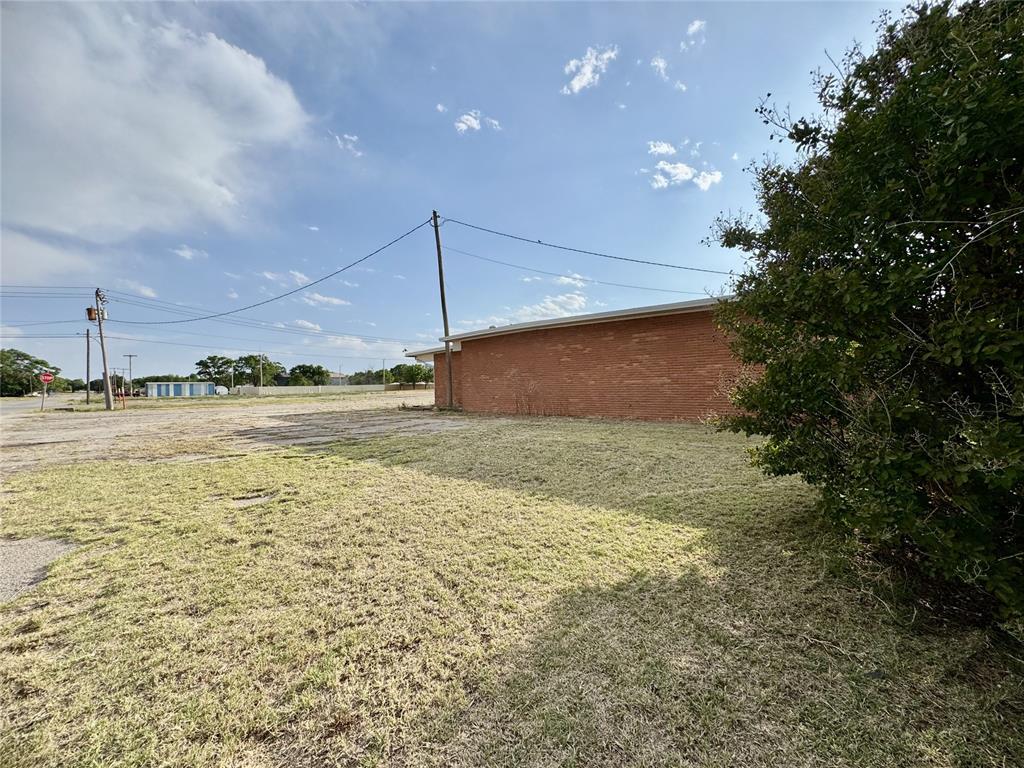 1501 N Pennsylvania Avenue Property Photo 50