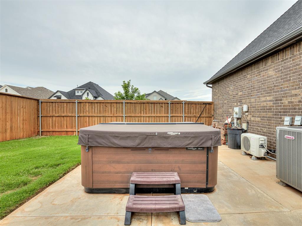 616 Vintage Drive Property Photo 44