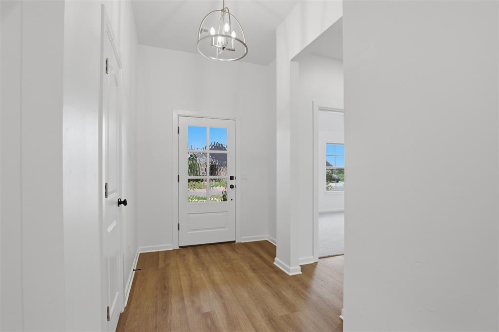 9033 Nw 74th Street Property Photo 5