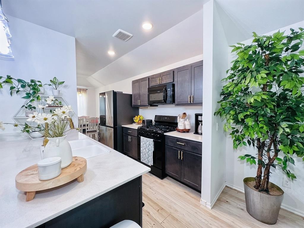 11428 Sw 12th Street Property Photo 5