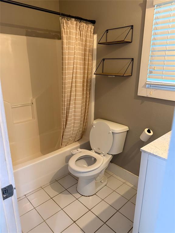 1215 Westlawn Drive Property Photo 12