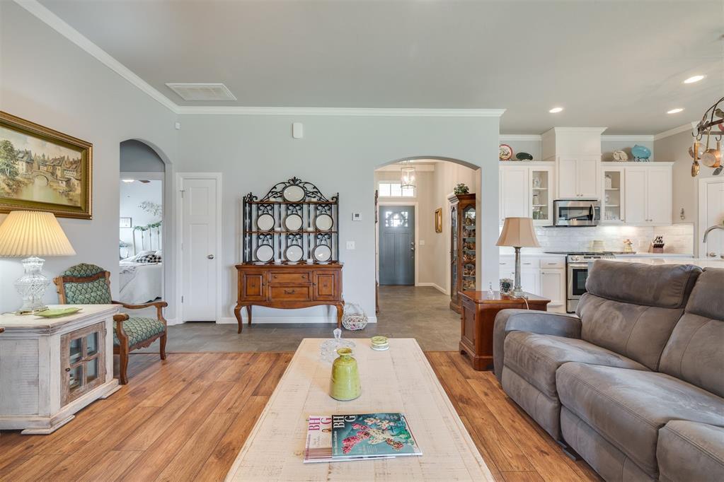 18500 Summer Grove Avenue Property Photo 8