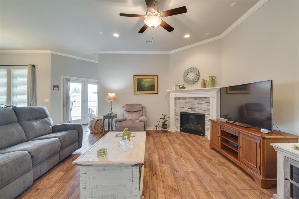 18500 Summer Grove Avenue Property Photo 11