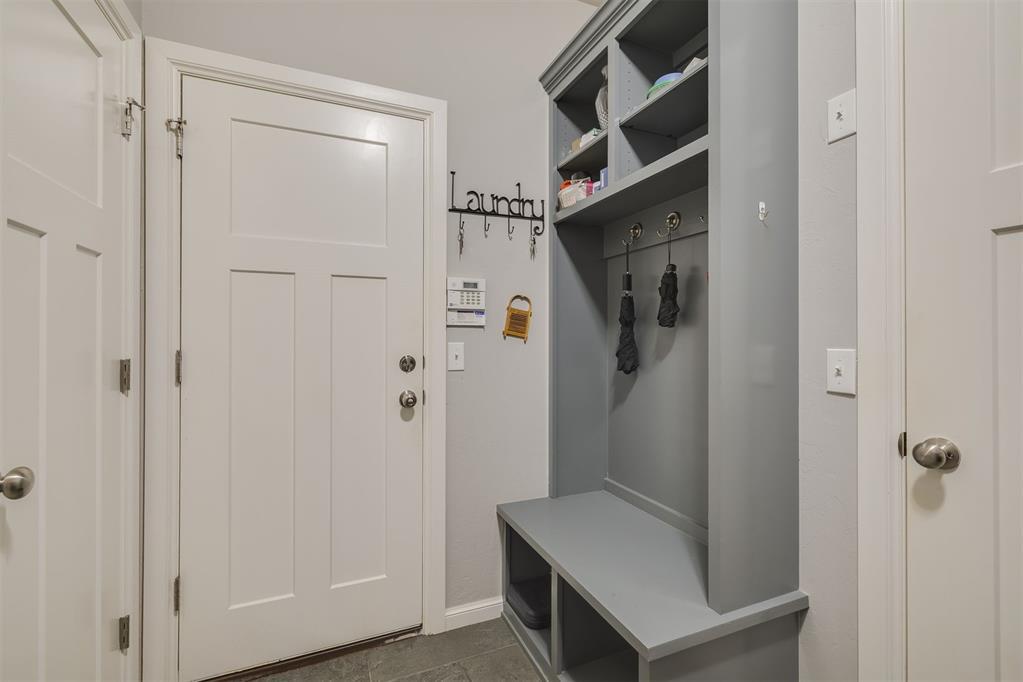 18500 Summer Grove Avenue Property Photo 25