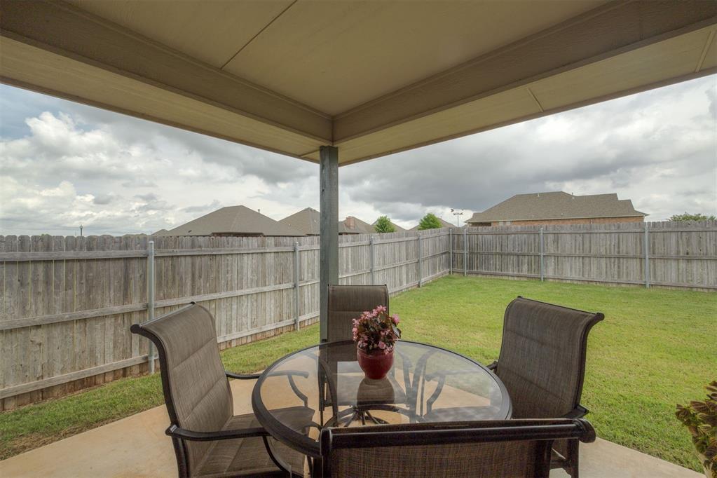 18500 Summer Grove Avenue Property Photo 26