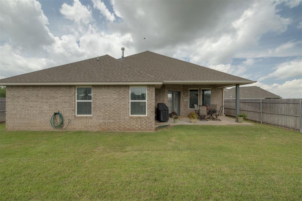 18500 Summer Grove Avenue Property Photo 28