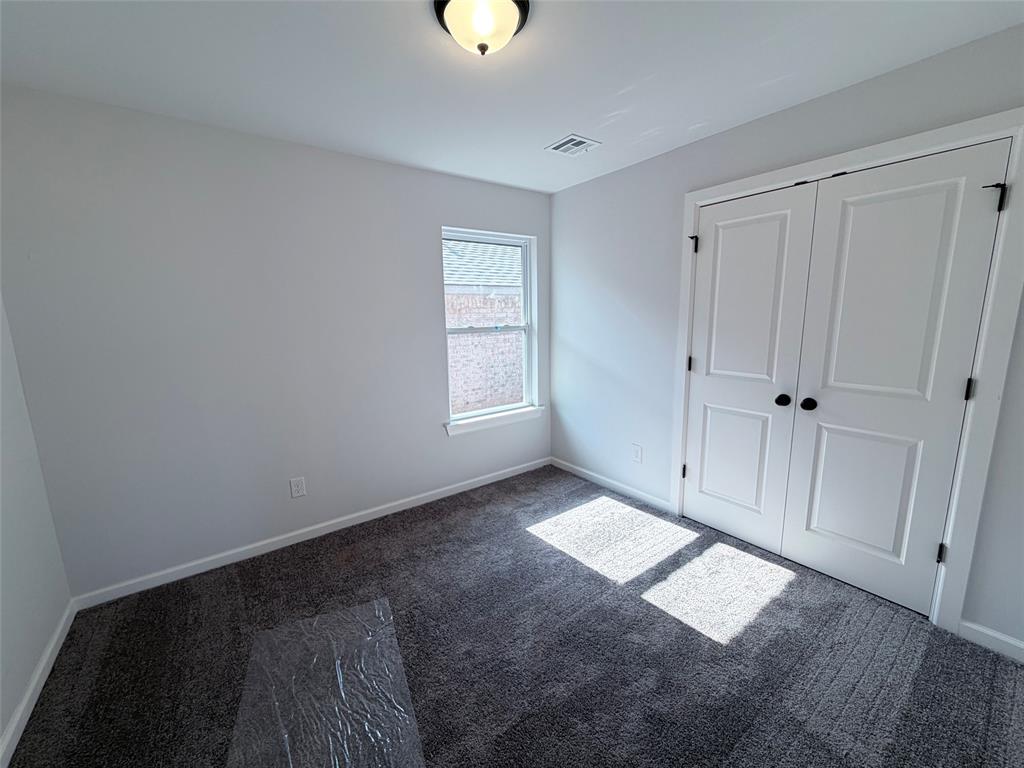 3024 Nw 196th Street Property Photo 10