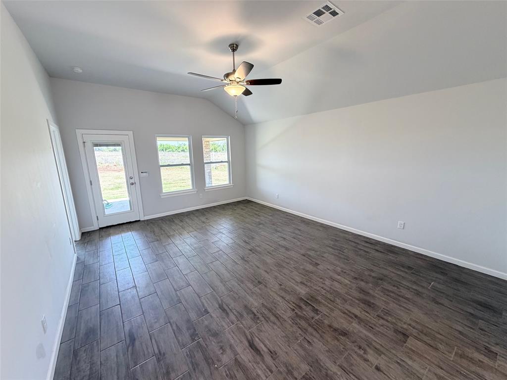 3032 Nw 196th Place Property Photo 2