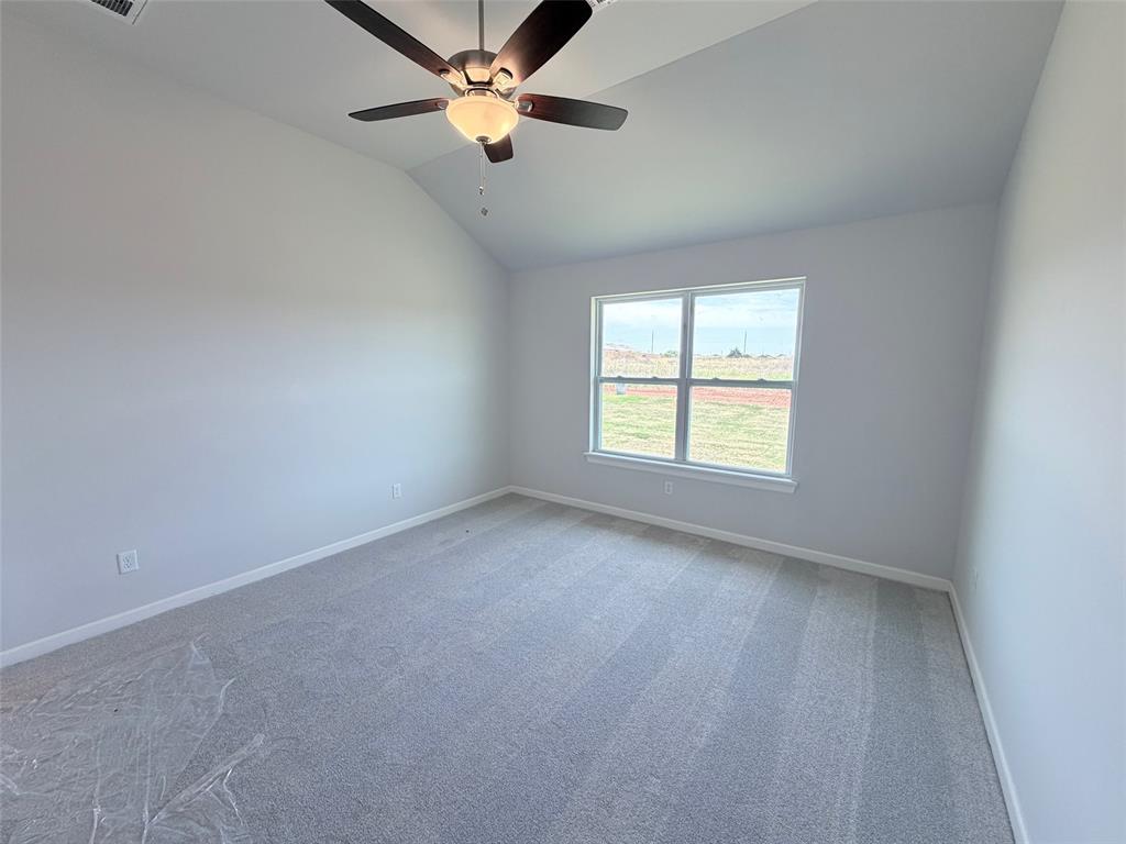 3032 Nw 196th Place Property Photo 8