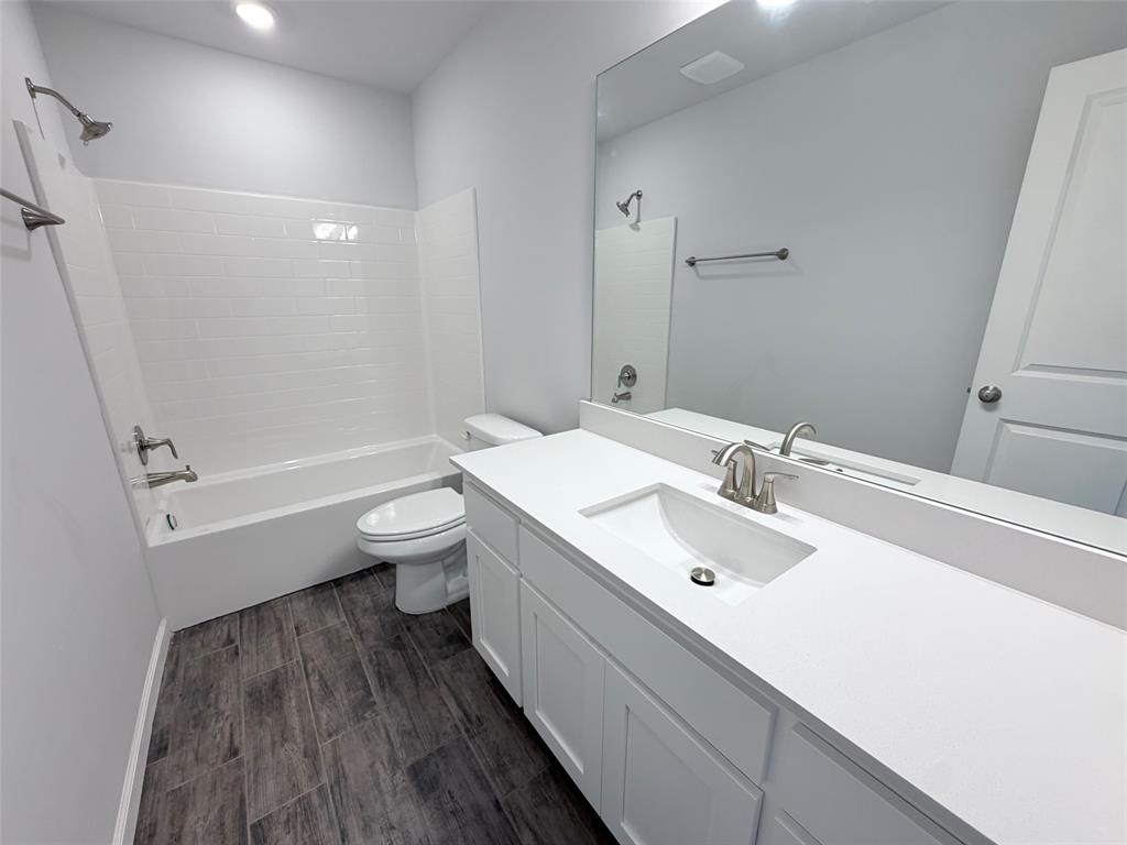 3032 Nw 196th Place Property Photo 15