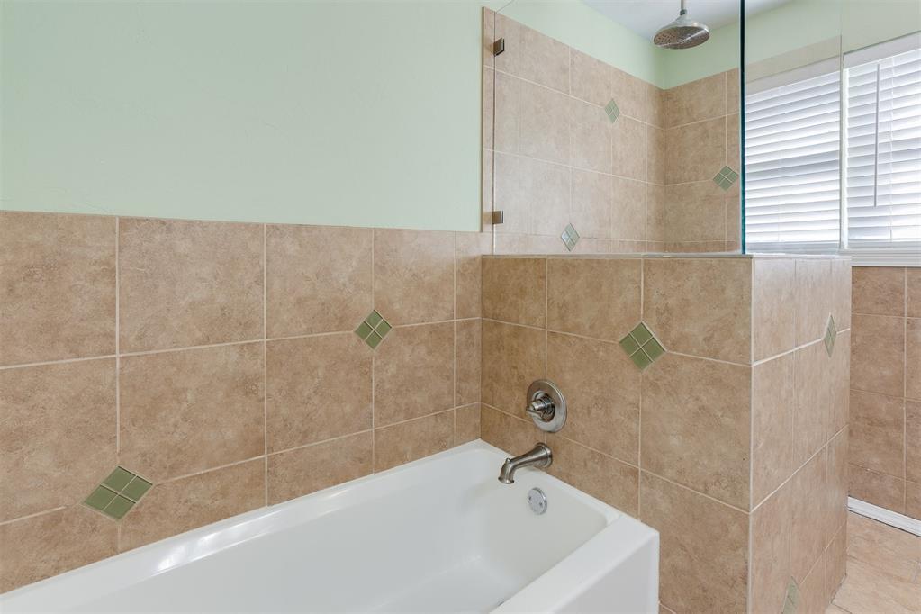 2912 N Santa Fe Avenue Property Photo 19