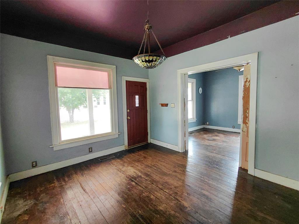 502 S 7th Street Property Photo 3