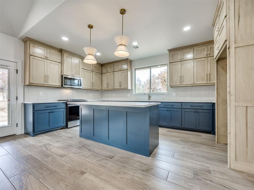 10925 Sandstone Ridge Way Property Photo 11