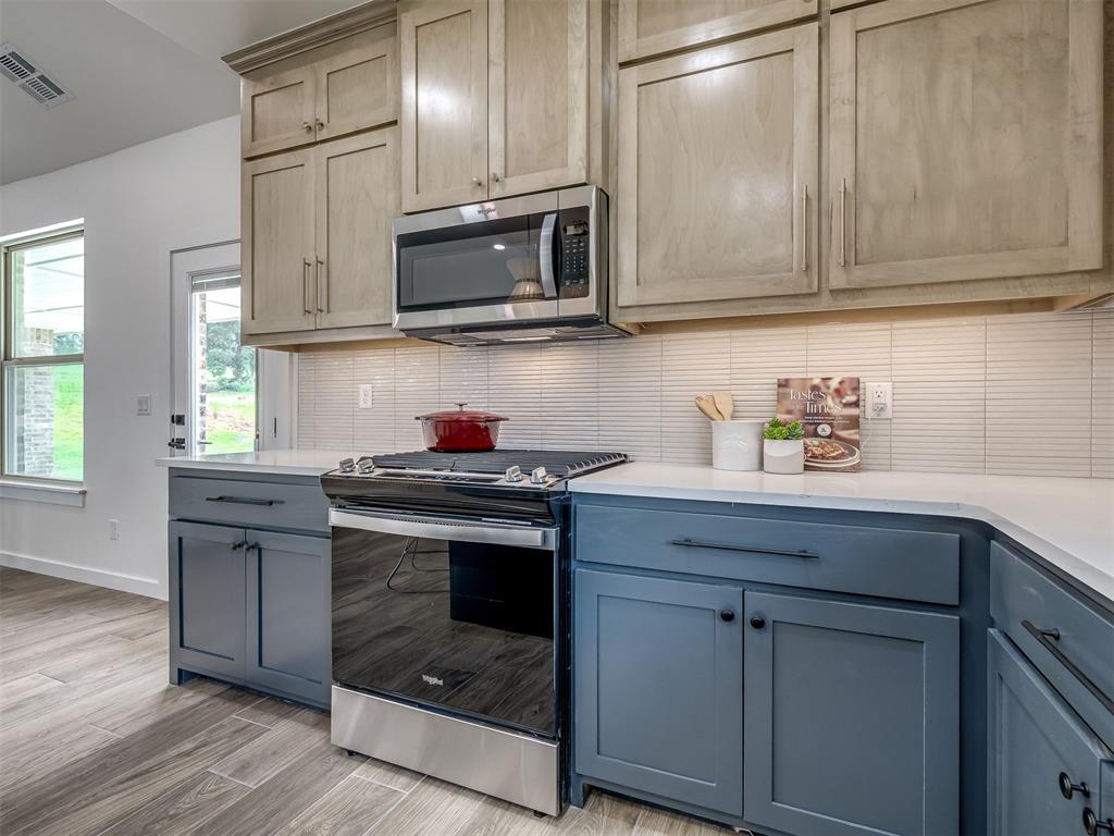 10925 Sandstone Ridge Way Property Photo 15