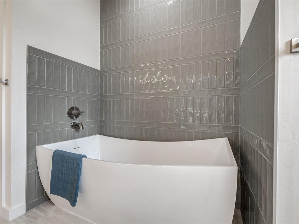 10925 Sandstone Ridge Way Property Photo 26