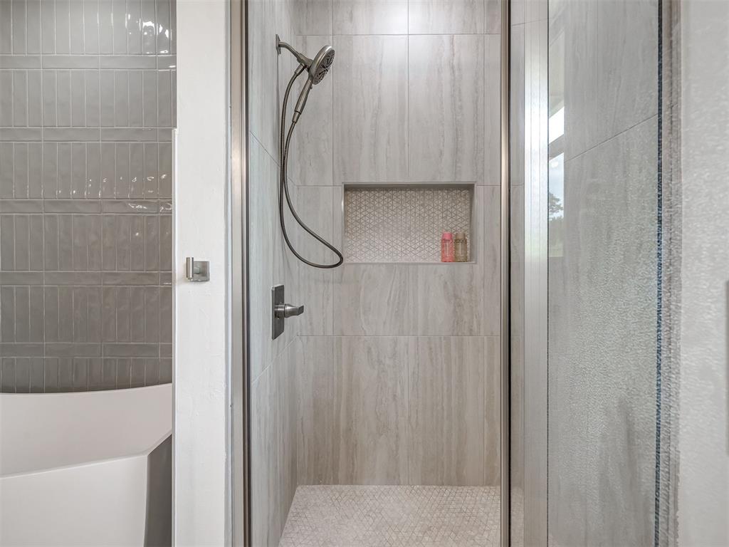 10925 Sandstone Ridge Way Property Photo 27