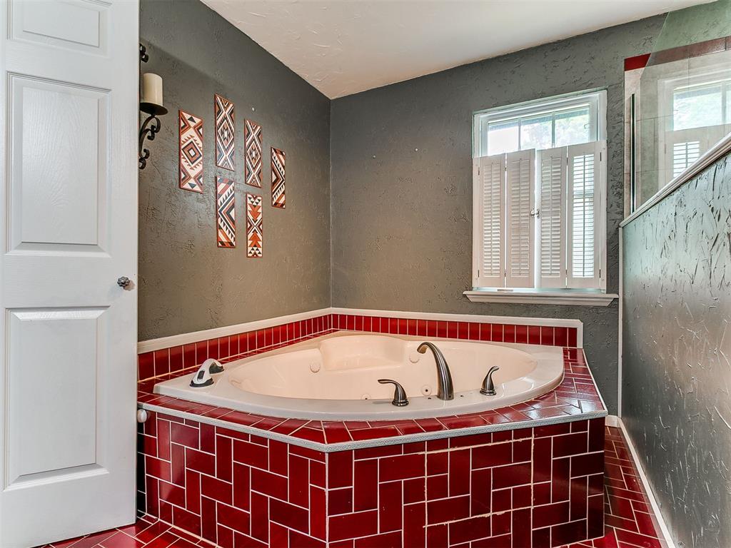 18200 Mayridge Drive Property Photo 15