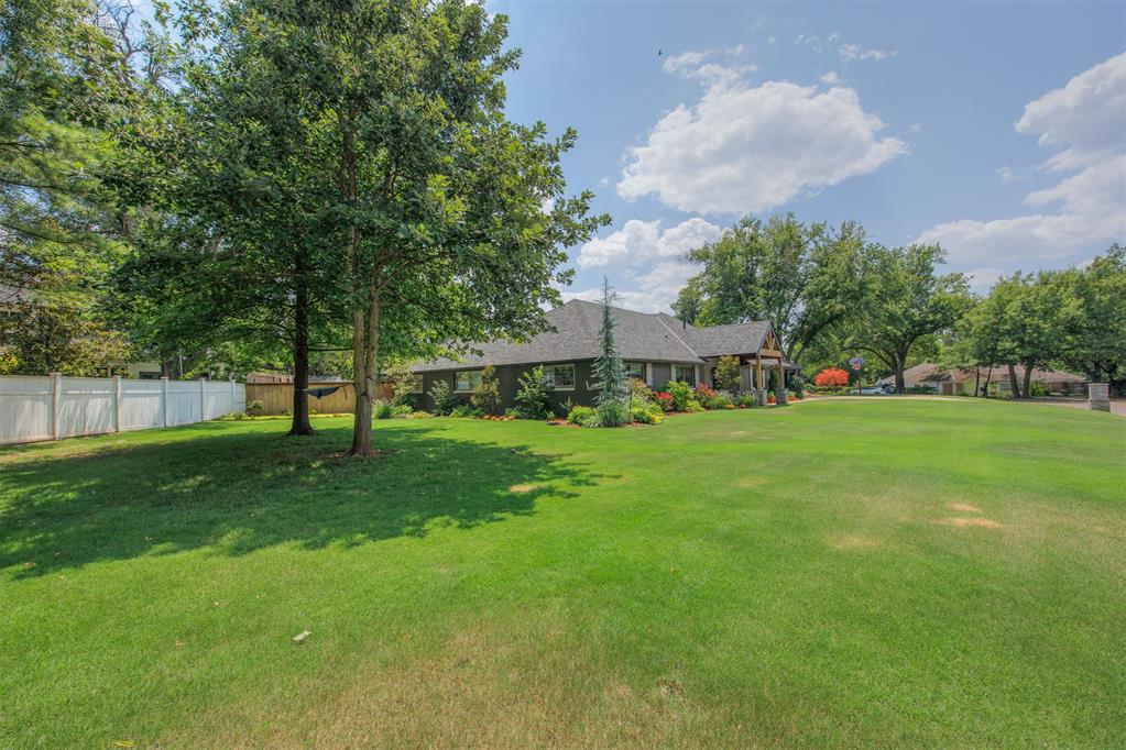 2503 Walnut Road Property Photo 4
