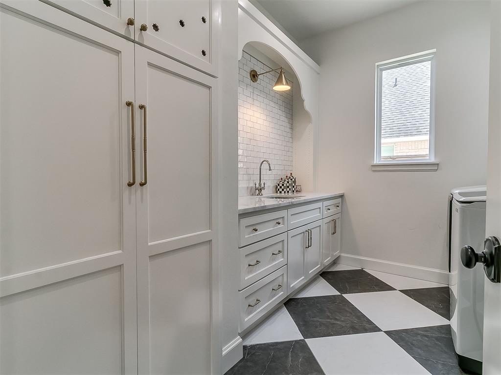 10713 Nw 26th Street Property Photo 45